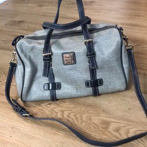 Dooney & Bourke Panama barrel bag